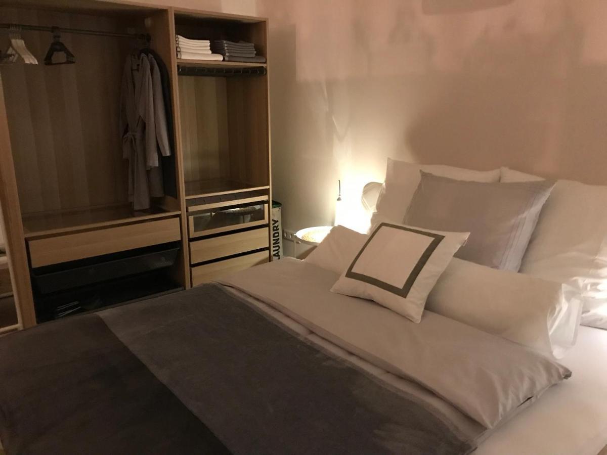 Ferienwohnung City-Apartment Swifts Krefeld Bagian luar foto